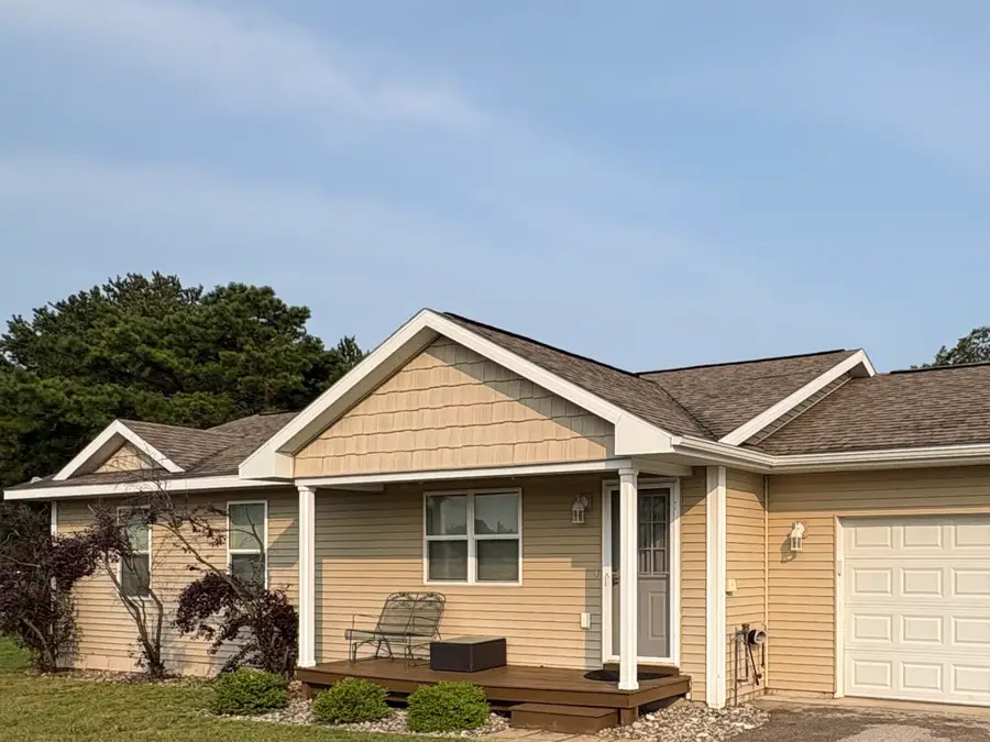 1790 Hansen, Traverse City, MI 49685 - #2