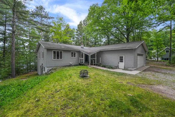 21 High Lake, Traverse City, MI 49696