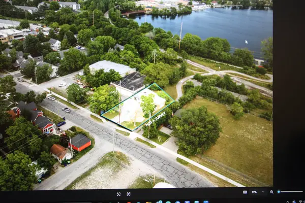 811 Lake, Traverse City, MI 49684