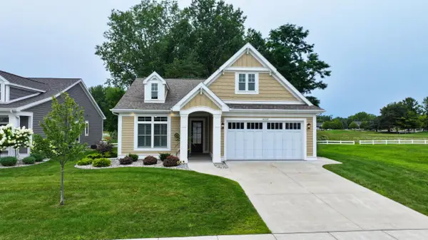 4169 Village, Freeland, MI 48623