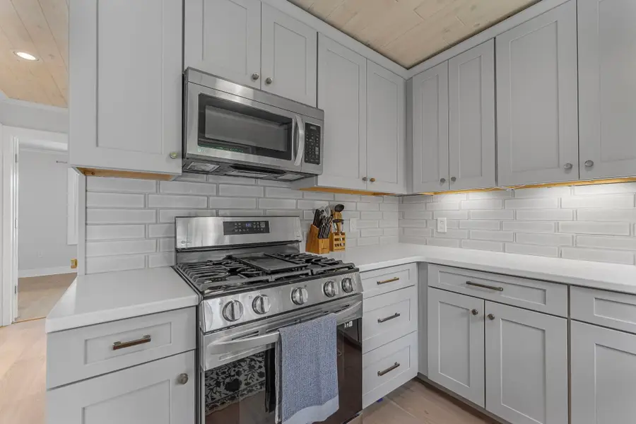 7481 E Lincoln, Elmwood, MI 49621 - #2