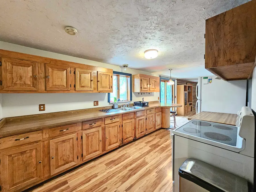 3963 Cadillac, Farwell, MI 48622 - #3