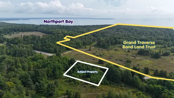 7801 S West Bay Shore, Northport, MI 49670