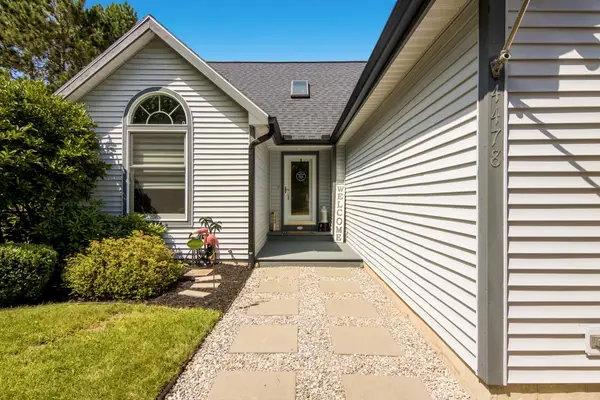 4478 Hampshire, Williamsburg, MI 49690