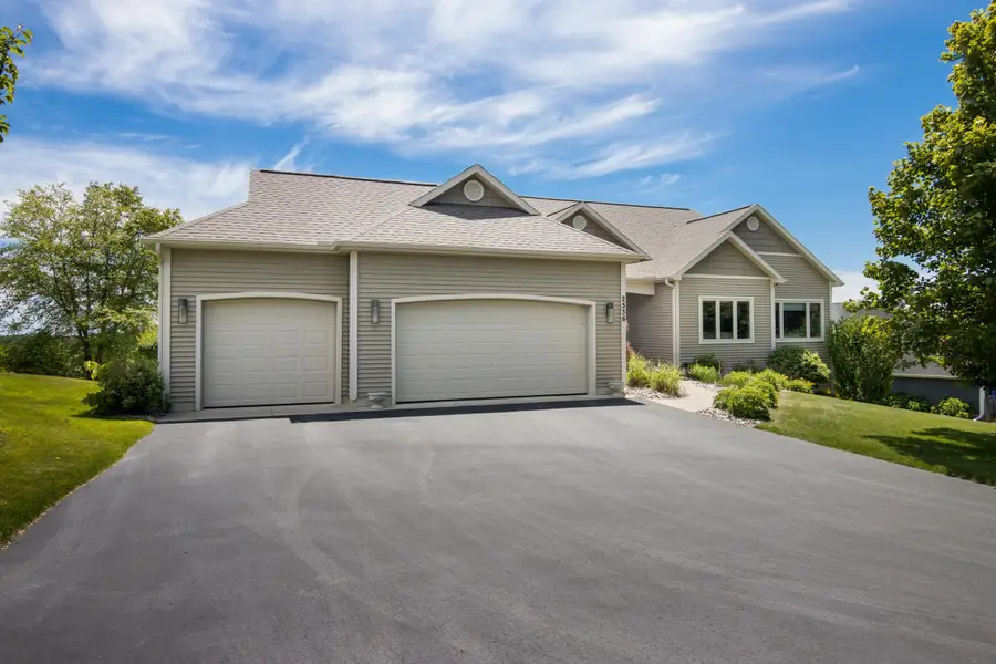 2536 W Crown #Lot: 2, Traverse City, MI 49685 - #2