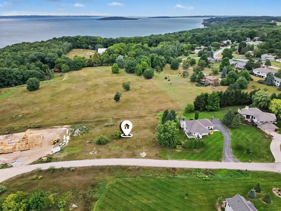 00 Sky, Traverse City, MI 49686 - #2