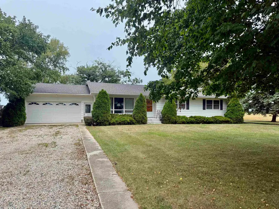 3509 E Saint Charles, Ithaca, MI 48847 - #2