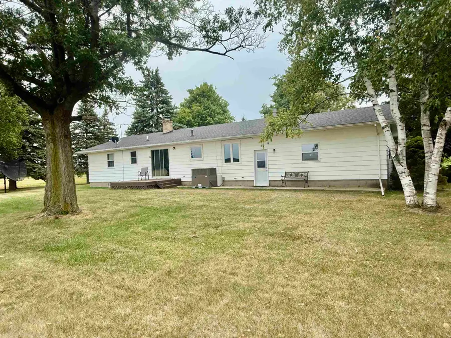 3509 E Saint Charles, Ithaca, MI 48847 - #3