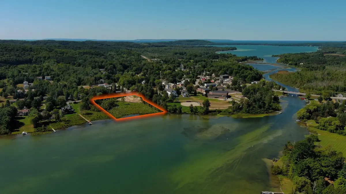 509 S Lake Shore, Lake Leelanau, MI 49653 - #1