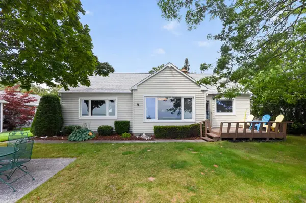 1105 Bay, Tawas City, MI 48763