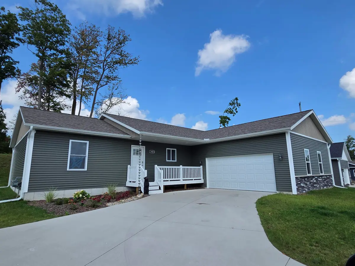 1420 Umber, Garfield, MI 49696 - #1