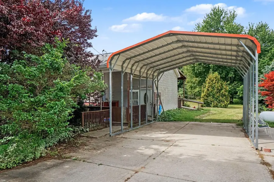 4160 S Geneva, Saint Louis, MI 48880 - #3