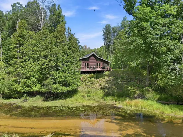 9909 W Lotan, Lake City, MI 49651