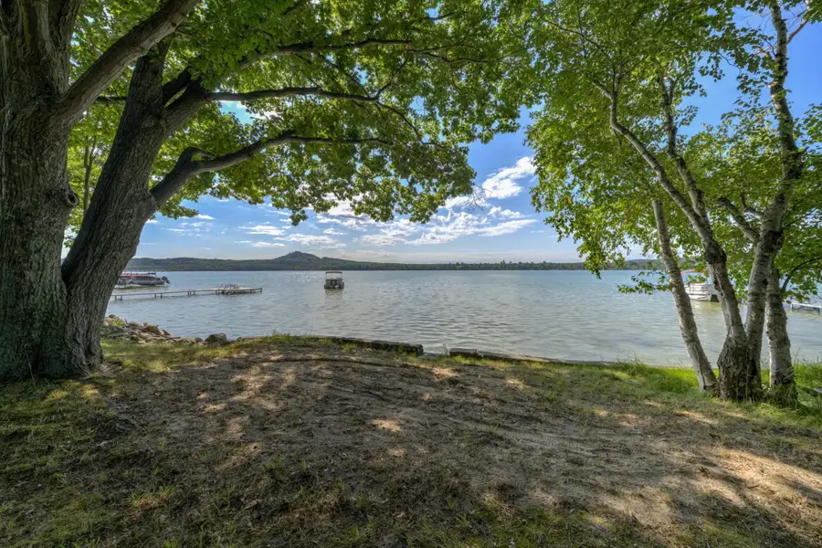 276 E Traverse Lake, Cedar, MI 49621 - #3