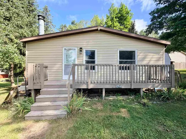 9485 Stone Ledge Lake, Cadillac, MI 49601