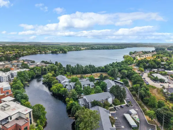 545 Riverine, Traverse City, MI 49684