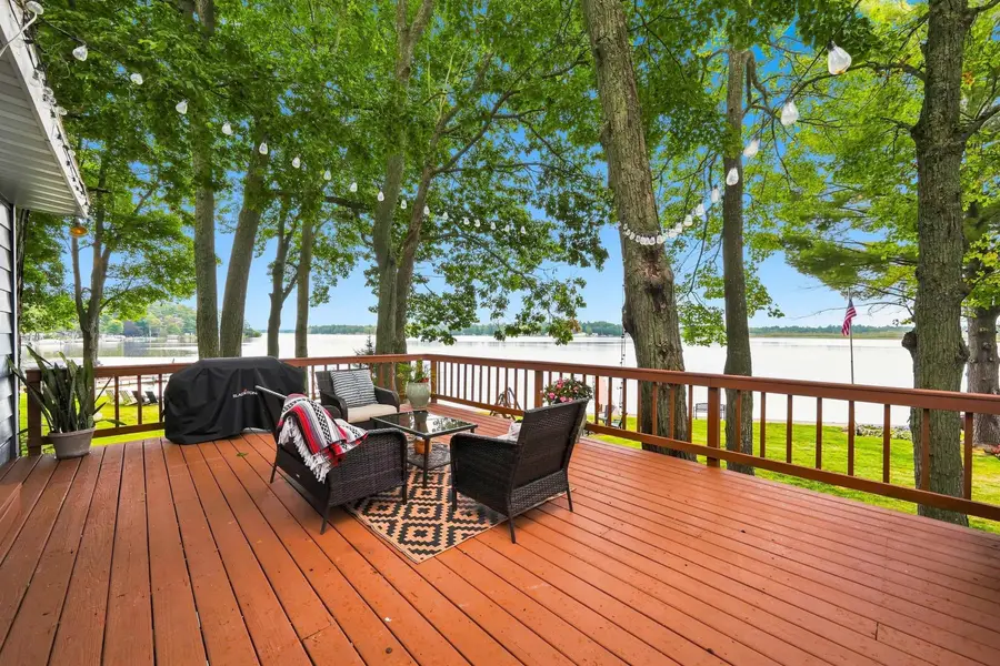 281 W Lake, Cadillac, MI 49601 - #3
