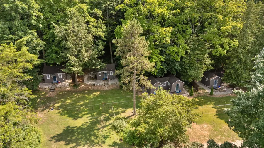 917 S Bayshore, Elk Rapids, MI 49629 - #2