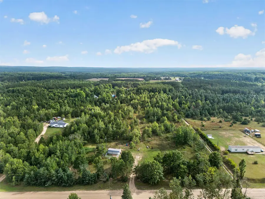 6207 Gonyer Road Sw, Fife Lake, MI 49633 - #2