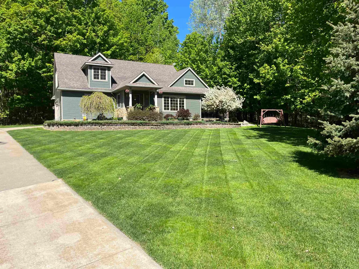 5631 Brassie #Lot: 10, Gladwin, MI 48624 - #1