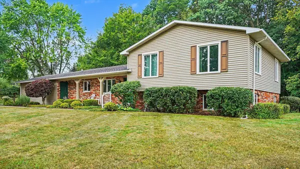1492 W Bluegrass, Mount Pleasant, MI 48858