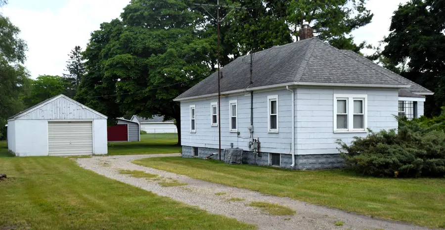 2139 S Isabella, Mount Pleasant, MI 48858 - #3