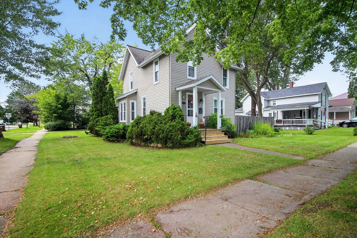 501 Woodworth, Alma, MI 48801 - #1
