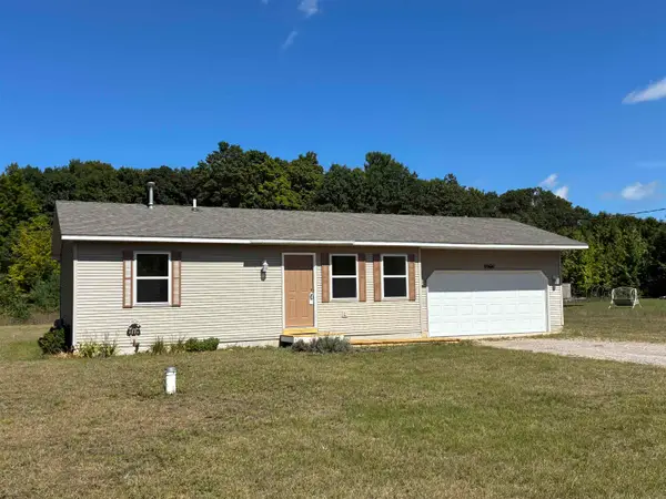 9966 Cedar Run, Traverse City, MI 49684