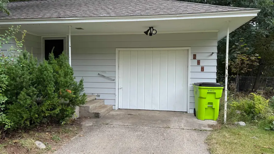 627 Belmont, Traverse City, MI 49686 - #2