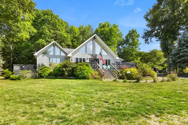11453 S East Torch Lake, Alden, MI 49612