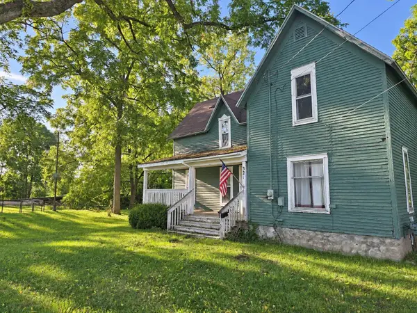 321 Ely, Alma, MI 48801