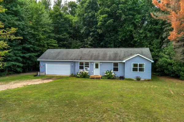 154 N Wood Meadows, Buckley, MI 49620