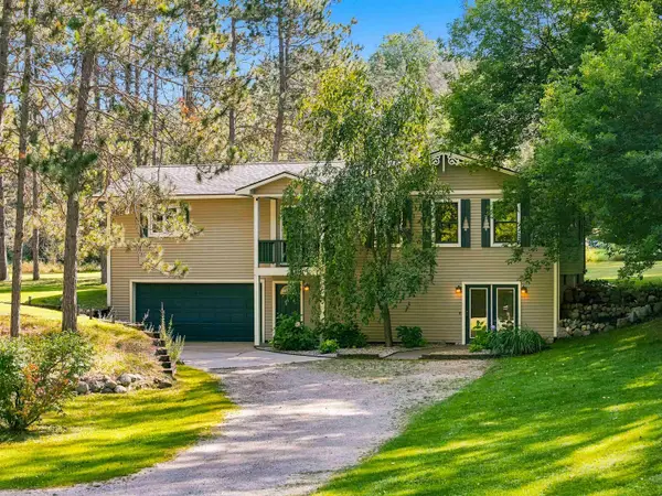10204 Deal, Williamsburg, MI 49690