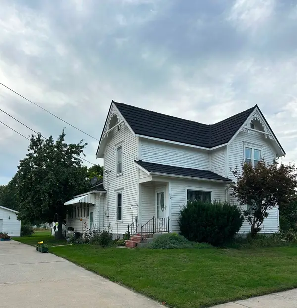 333 N Chippewa, Shepherd, MI 48883