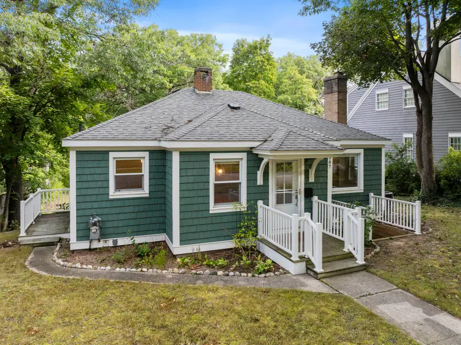 887 Washington, Traverse City, MI 49686 - #2