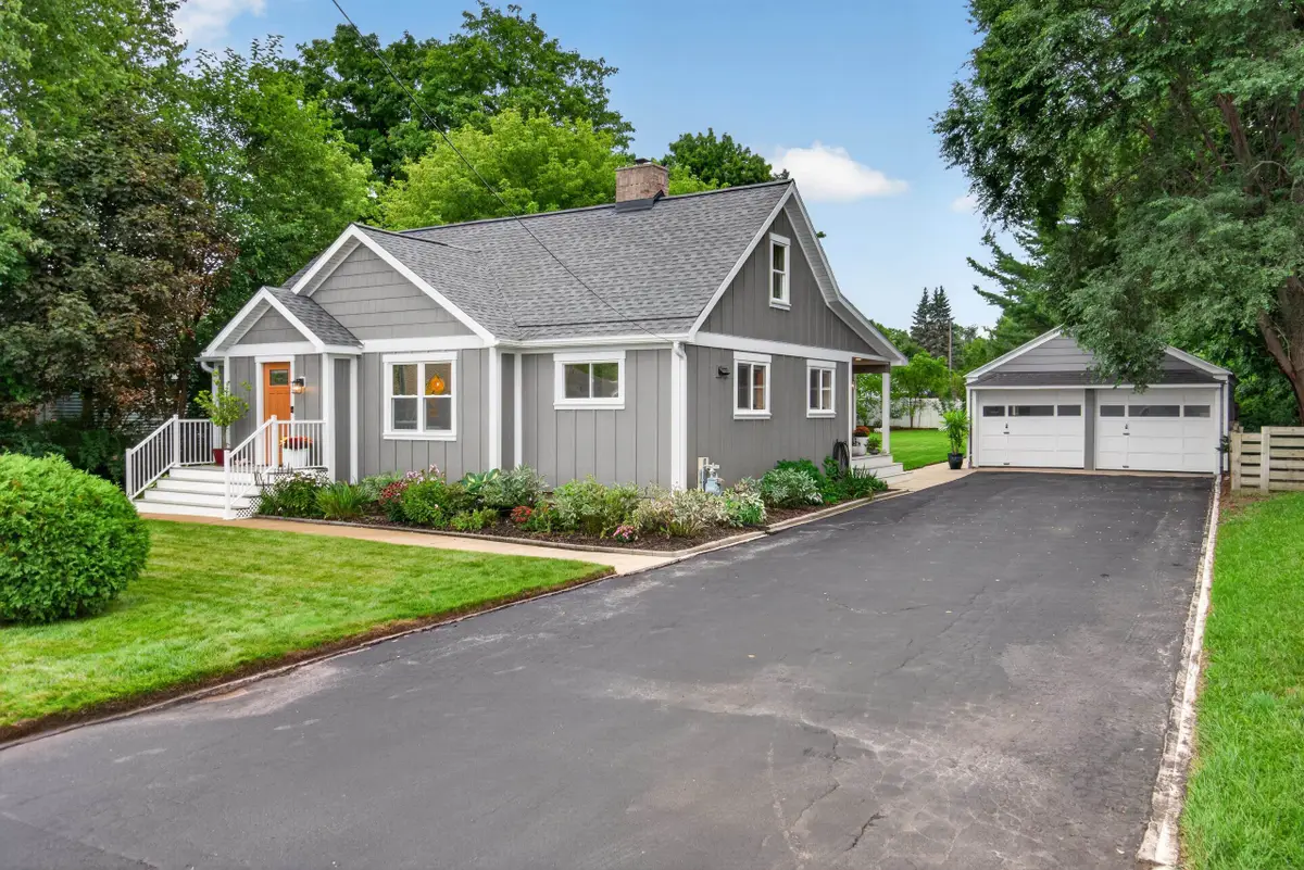 10350 E Cherry Bend, Traverse City, MI 49684 - #1