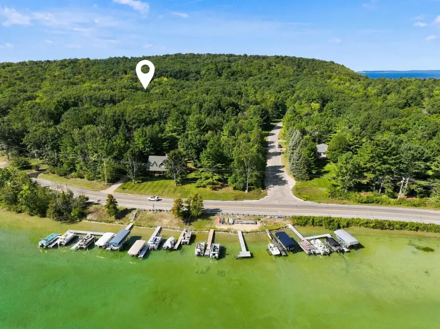 4005 E Oxford, Leland, MI 49654 - #2