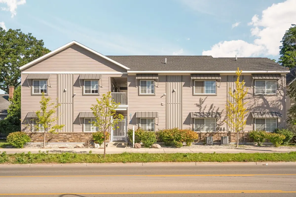619 E Eighth, Traverse City, MI 49686 - #1