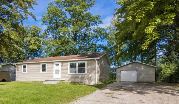 803 George, Traverse City, MI 49686