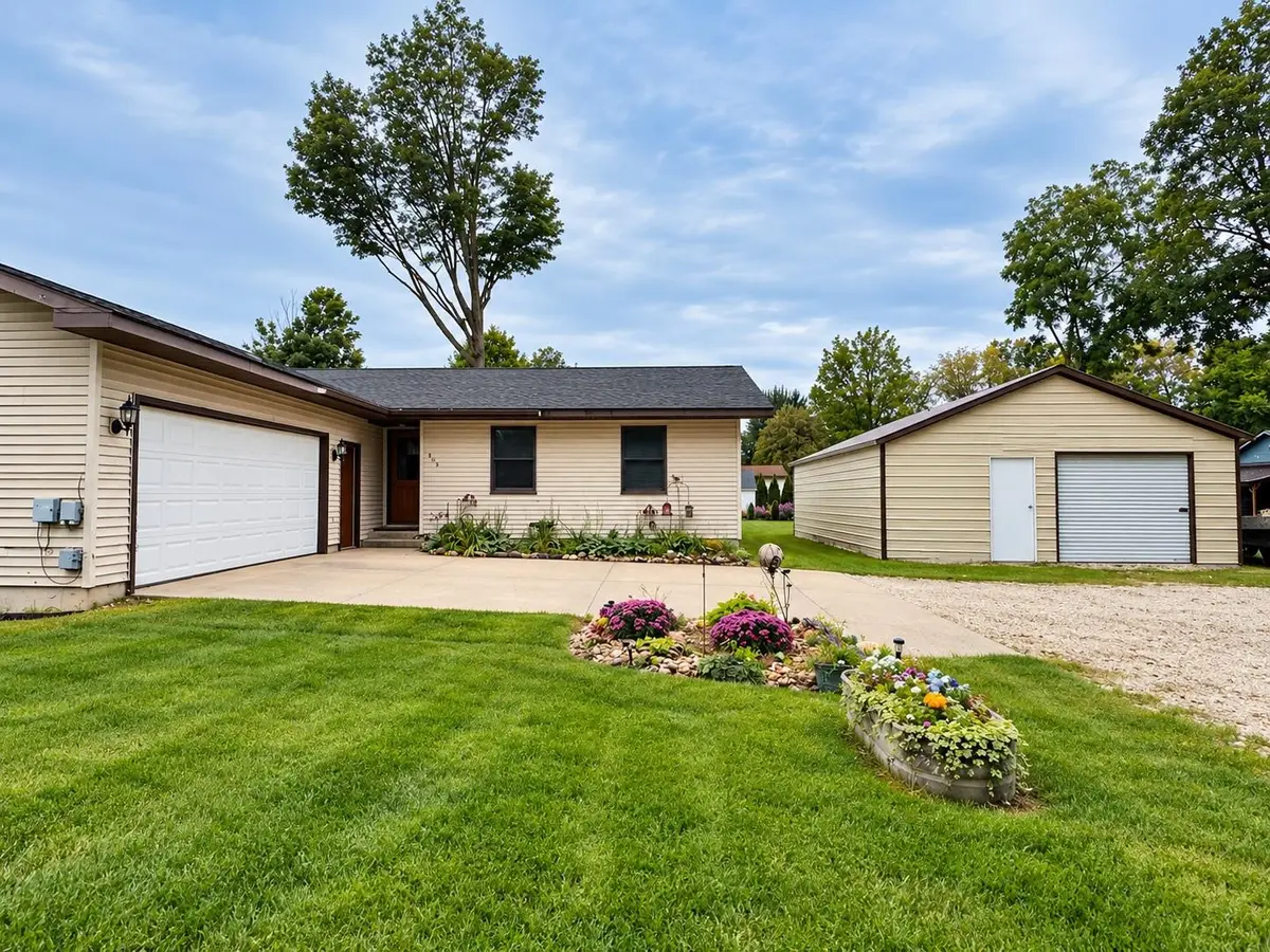 405 Pine, Luther, MI 49656 - #1