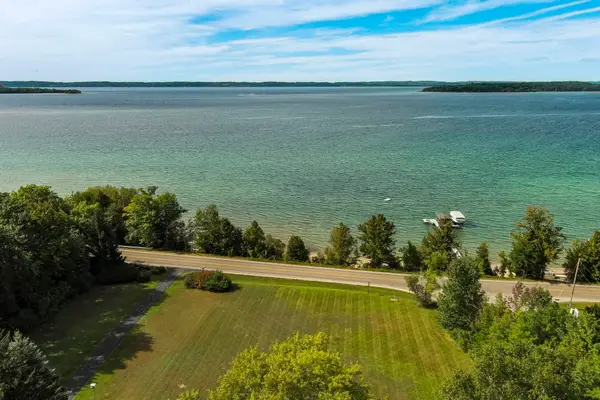 1996 Island View, Traverse City, MI 49686