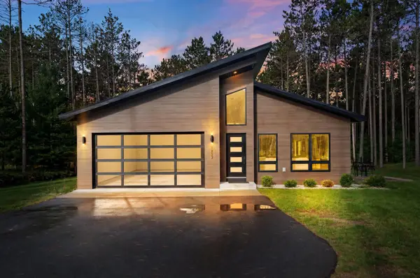 1857 Cascade, Traverse City, MI 49685
