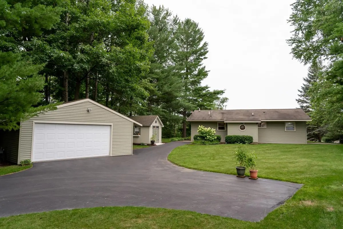 2748 Lone Pine, Farwell, MI 48622 - #1