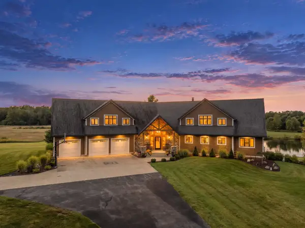9542 S 33, Cadillac, MI 49601
