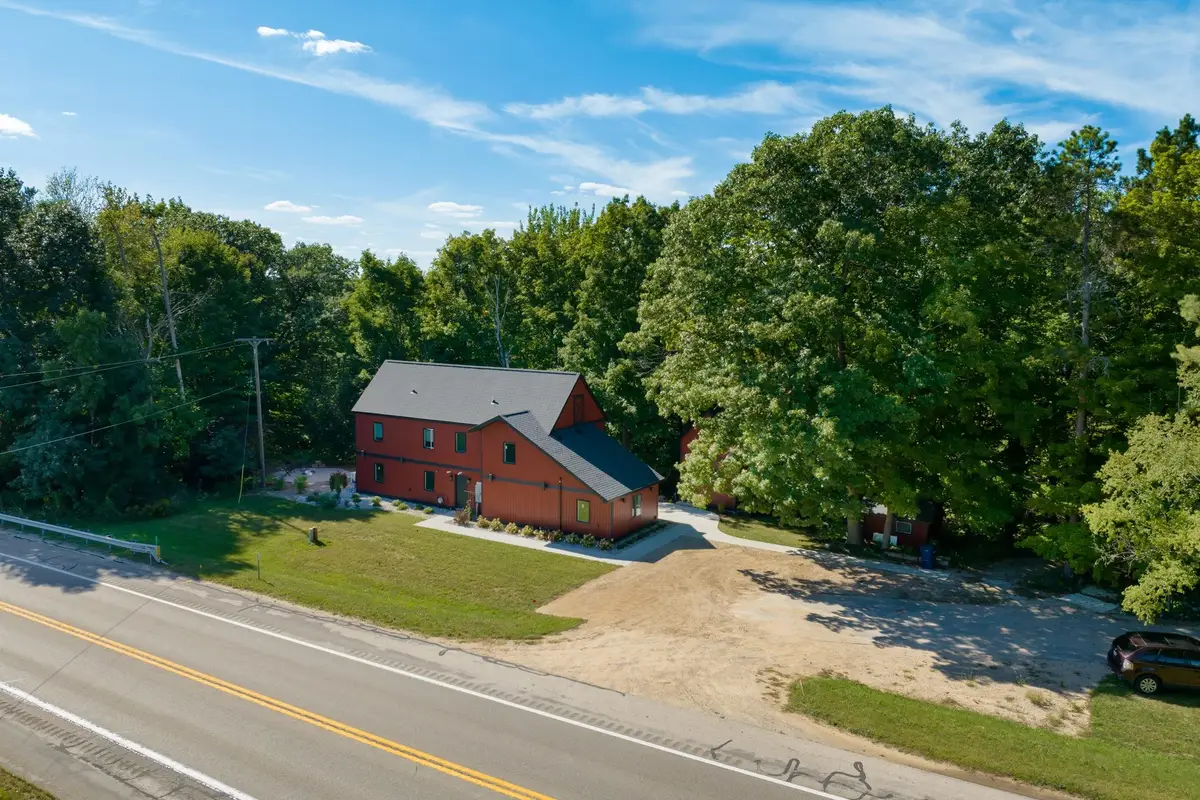 10456 S Us-31 S, Elk Rapids, MI 49629 - #1