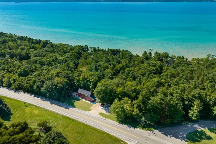 10456 S Us-31 S, Elk Rapids, MI 49629 - #3