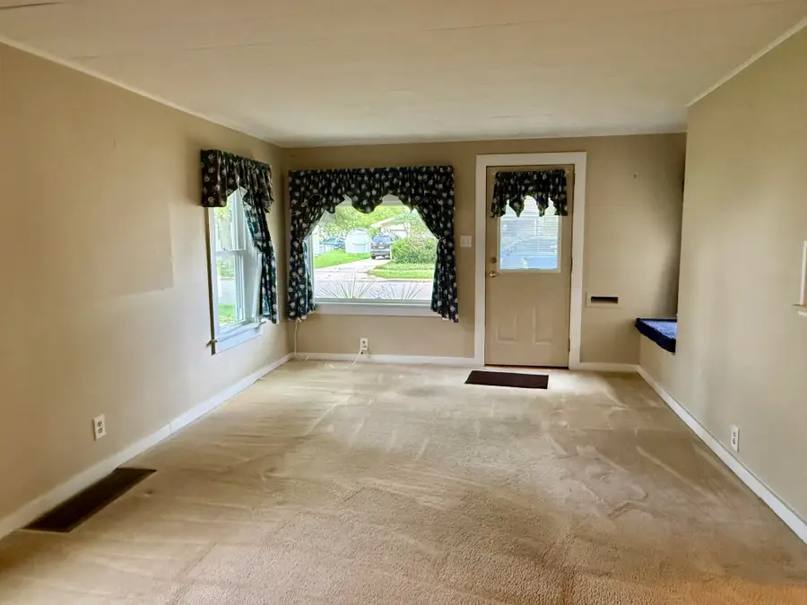 1009 1st, Cadillac, MI 49601 - #3