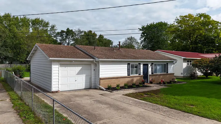 1606 Fessenden, Mount Pleasant, MI 48858 - #2