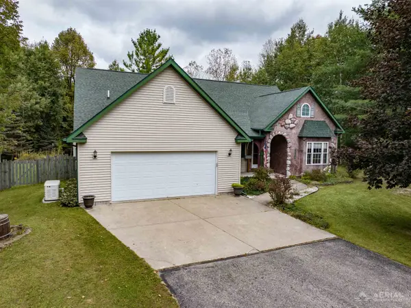 2296 W Cheyenne, West Branch, MI 48661