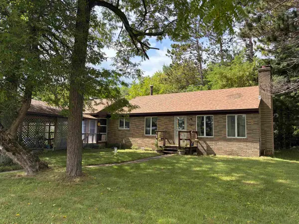 2413 W Kelly, Lake City, MI 49651